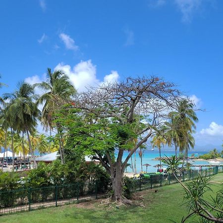 Appartement Edenoa/Vue Mer/ Plage/Piscine Ле Госие Екстериор снимка
